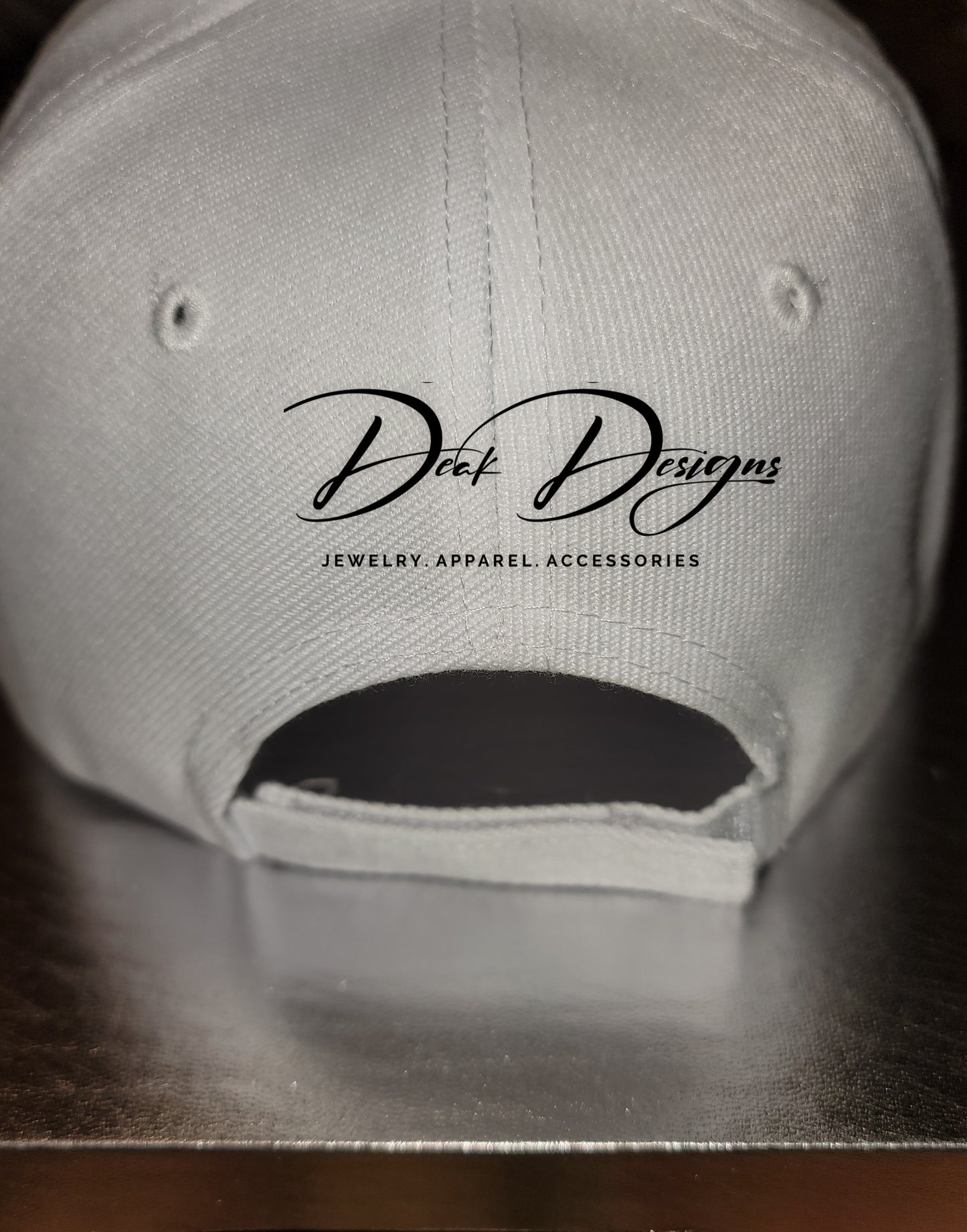 Drip Lip White Cap